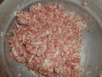 Ленивые голубцы - 3 способа приготовления - Все тщательно вымешиваю. Сырой фарш пробую на соль. Не ем его, просто языком пробую кусочек.