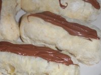 Бананы запеченные в слоеном тесте с шоколадом