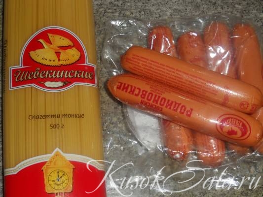 Сосиски и макароны. Только макароны берите такие, что не развариваются, сохраняют свою форму при варке. Осьминожки из сосисок и макарон. Сосиски и макароны. Только макароны берите такие, что не развариваются, сохраняют свою форму при варке.