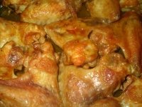 Куриные крылья с медом и соевым соусом - 