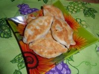 Жареные пирожки с начинкой - Очень нежная и сочная и такая приятная на вкус начинка