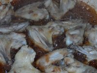 Куриные крылья с медом и соевым соусом - куриные крылья в сладком соусе